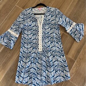 Lilly Pulitzer Blue and White Leaf-Print Tunic S
